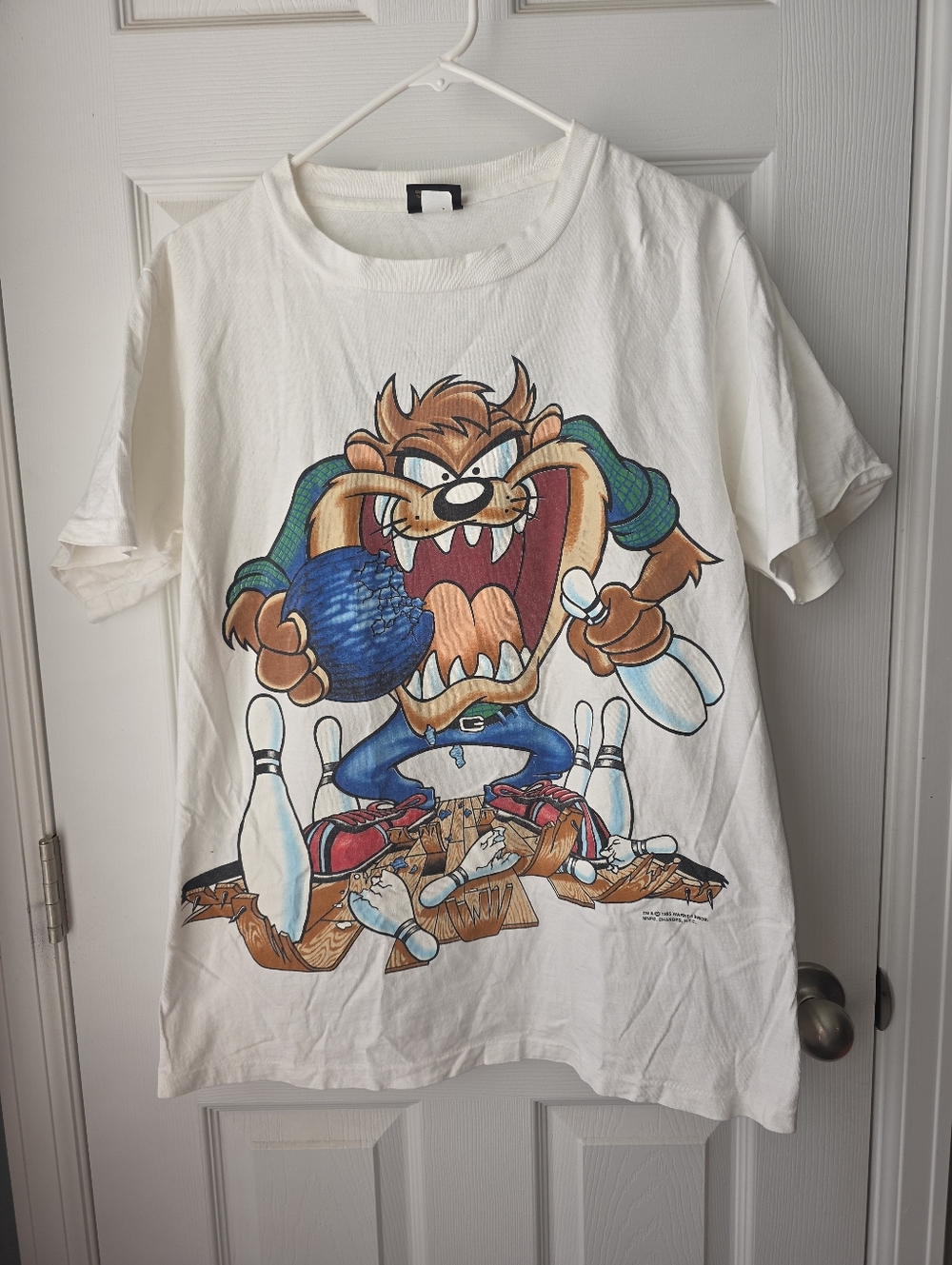 Vintage Looney Tunes Taz Pro Bowler  All Over Print  Size L Made In The USA